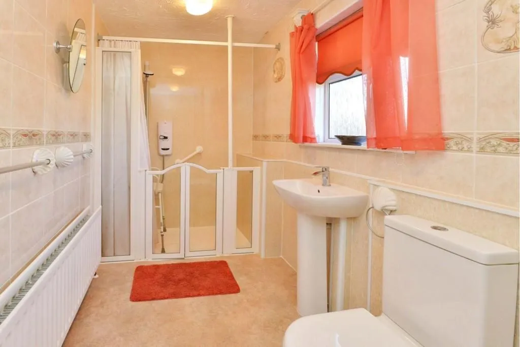 Hanslope, MILTON KEYNES, Buckinghamshire, MK19 7BL - Online Auctions
