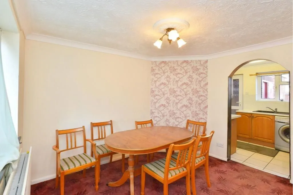 Hanslope, MILTON KEYNES, Buckinghamshire, MK19 7BL - Online Auctions