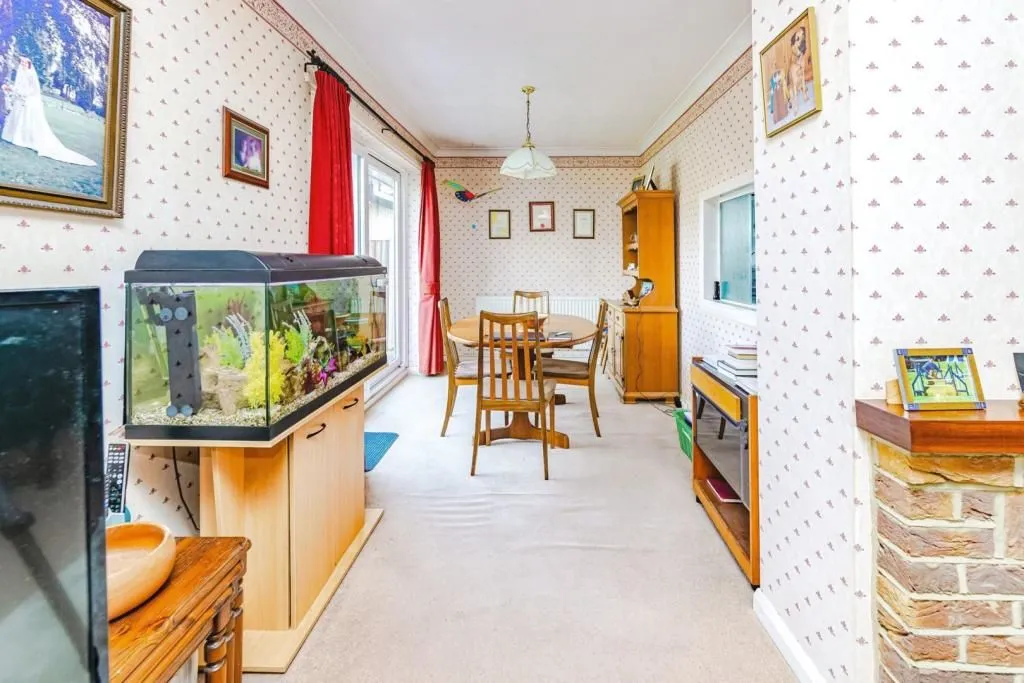Biggin Hill, WESTERHAM, Kent, TN16 3HX - Online Auctions
