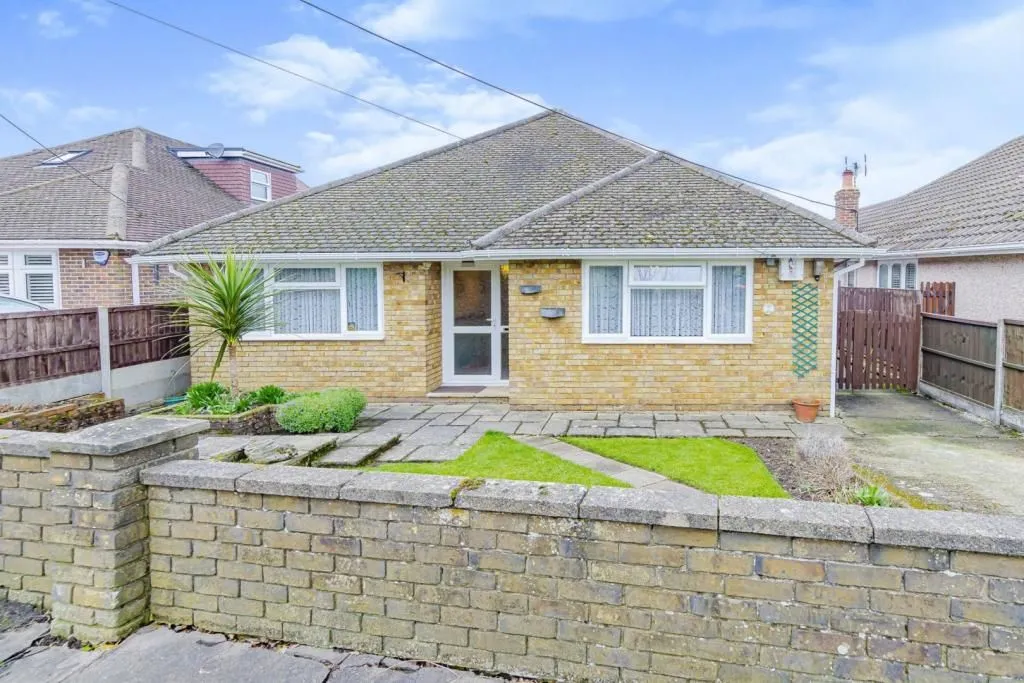 Biggin Hill, WESTERHAM, Kent, TN16 3HX - Online Auctions