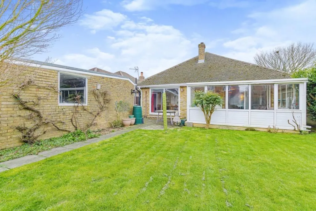 Biggin Hill, WESTERHAM, Kent, TN16 3HX - Online Auctions