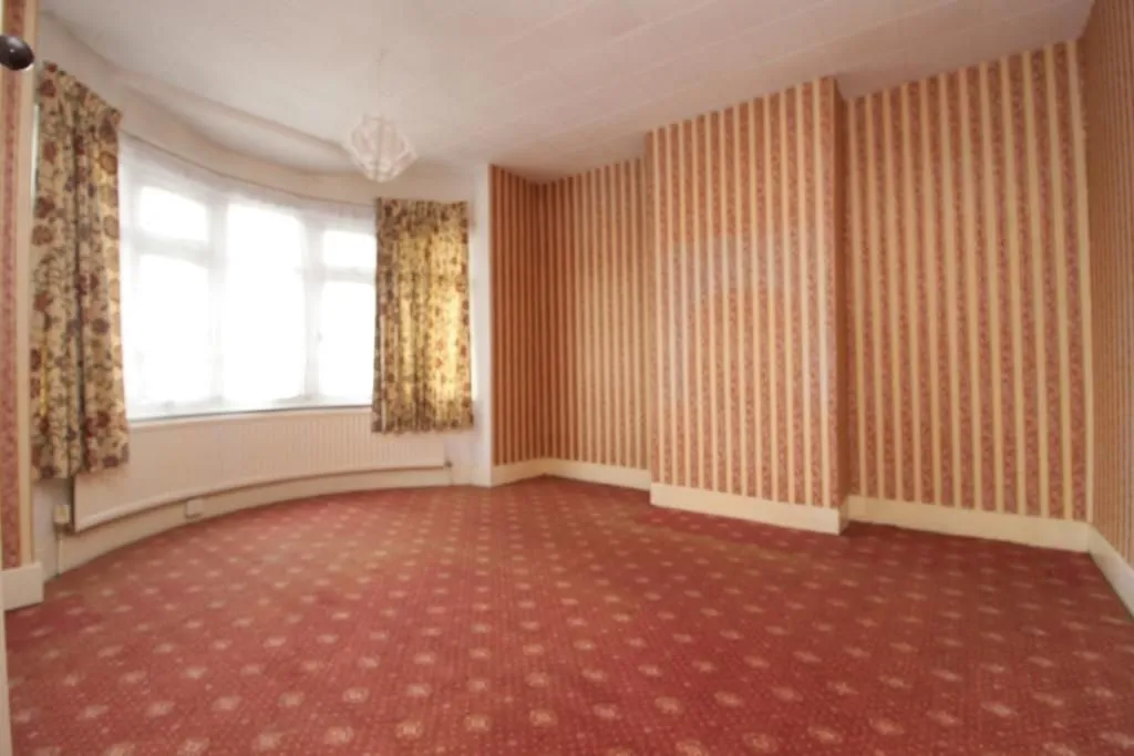 Bletchley, MILTON KEYNES, Buckinghamshire, MK2 2QN - Online Auctions