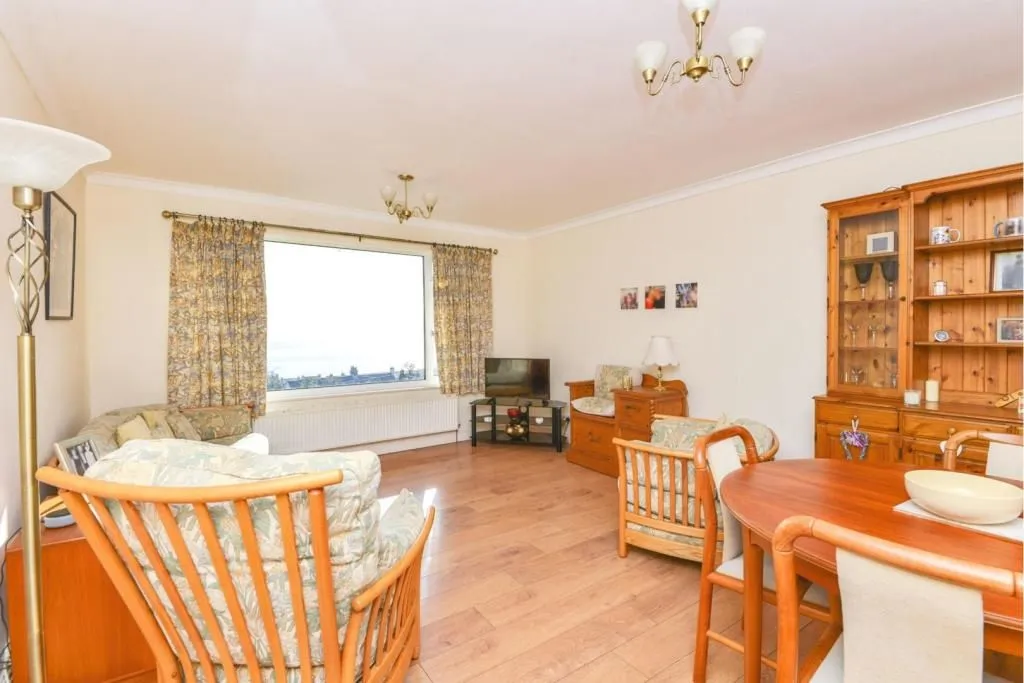 Grange-over-sands, Cumbria, LA11 6DG - Online Auctions