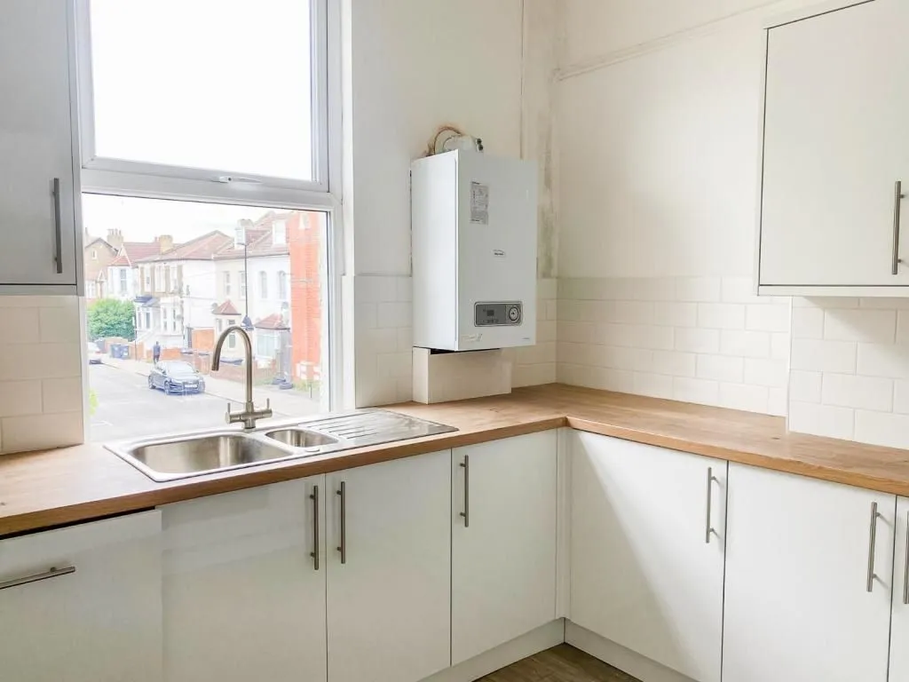 47 Parchmore Road, THORNTON HEATH, Surrey, CR7 8LY - Online Auctions