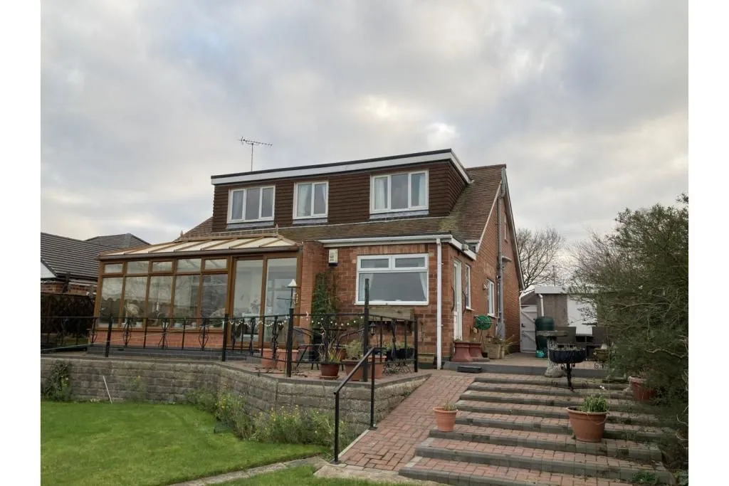 BURTON-ON-TRENT, Staffordshire, DE13 0NN - Online Auctions
