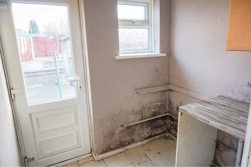 Tividale, OLDBURY, West Midlands, B69 2LS - Online Auctions