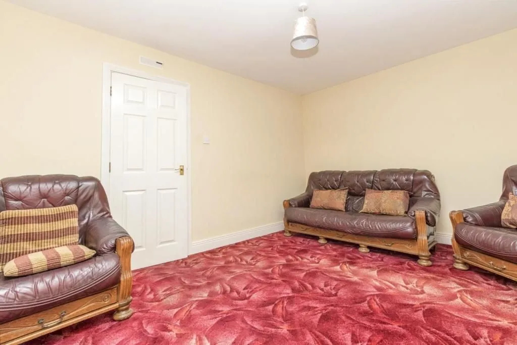 Randalstown, ANTRIM, County Antrim, BT41 3NE - Online Auctions