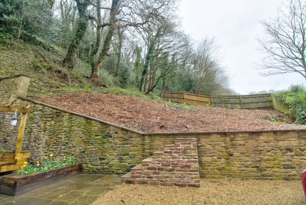 Queen Street, Bollington, MACCLESFIELD, Cheshire, SK10 5PS - Online Properties