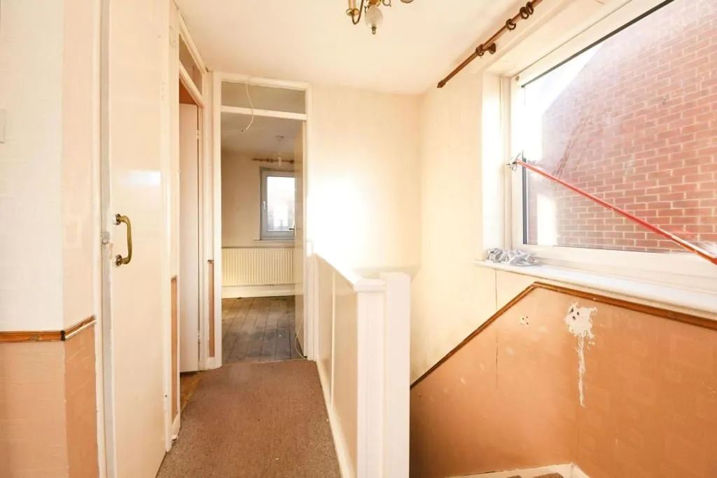Old Whittington, CHESTERFIELD, Derbyshire, S41 9JQ - Online Auctions