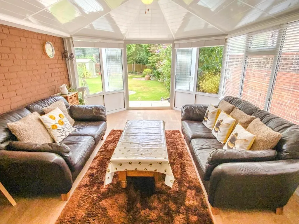 RETFORD, Nottinghamshire, DN22 7LN - Online Properties