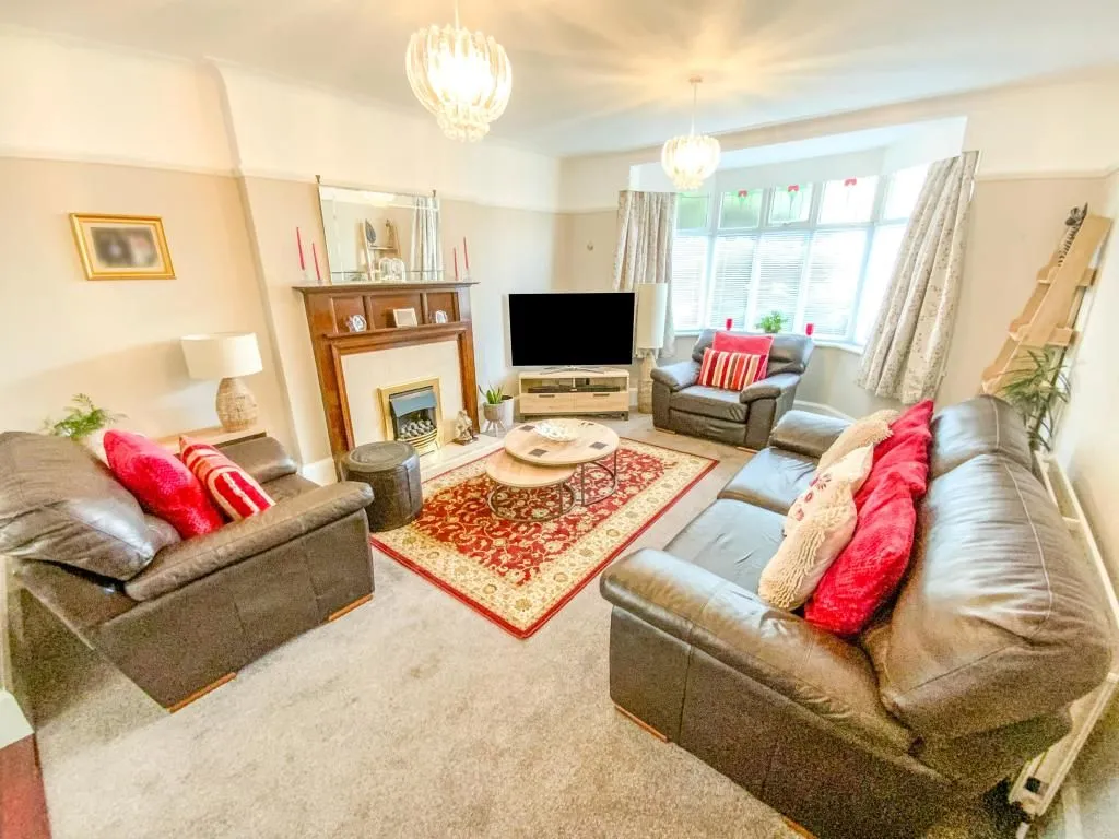 RETFORD, Nottinghamshire, DN22 7LN - Online Properties