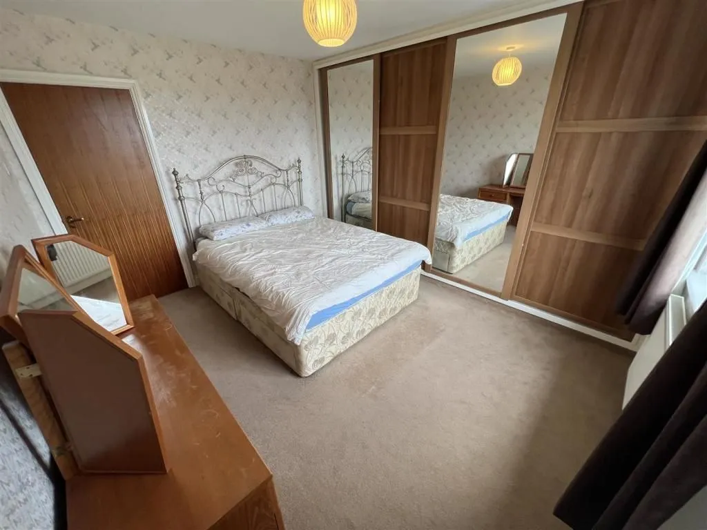 Forest Town, MANSFIELD, Nottinghamshire, NG19 0BU - Online Auctions
