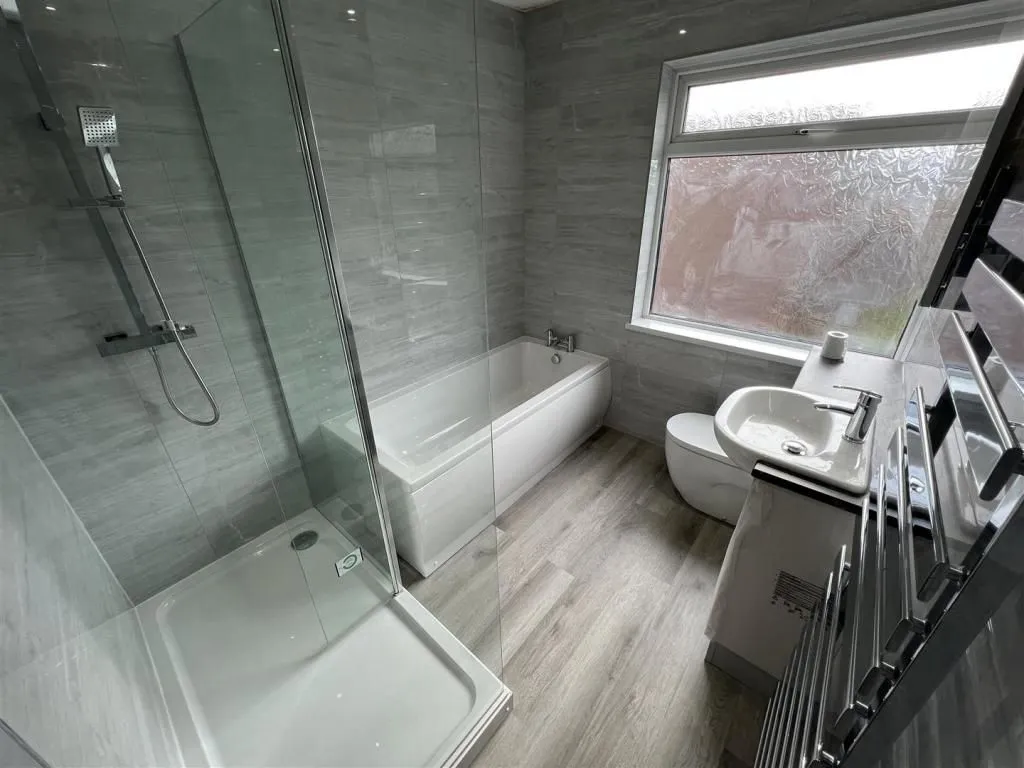 Forest Town, MANSFIELD, Nottinghamshire, NG19 0BU - Online Auctions