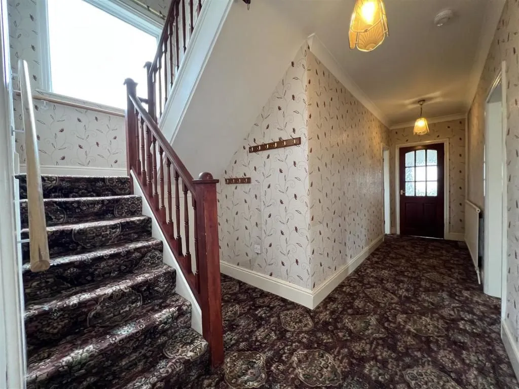 Forest Town, MANSFIELD, Nottinghamshire, NG19 0BU - Online Auctions
