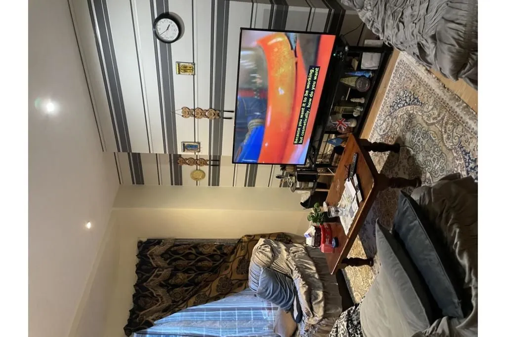 MANCHESTER, Lancashire, M8 5AT - Online Auctions