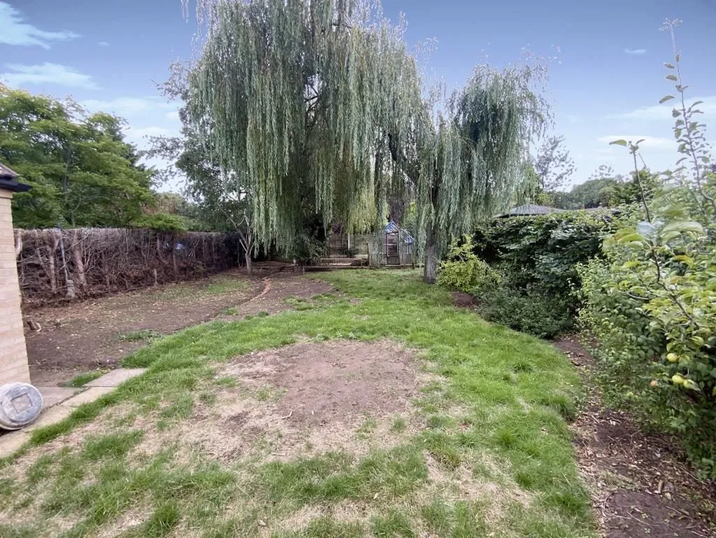 GRANTHAM, Lincolnshire, NG31 7JS - Online Properties