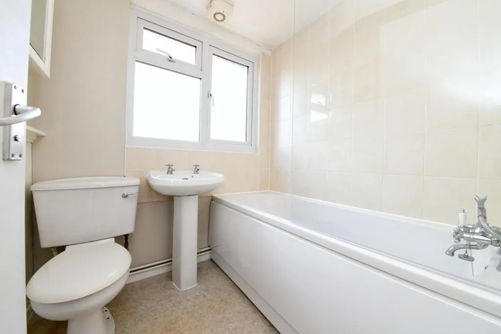 BRAINTREE, Essex, CM7 3JD - Online Auctions