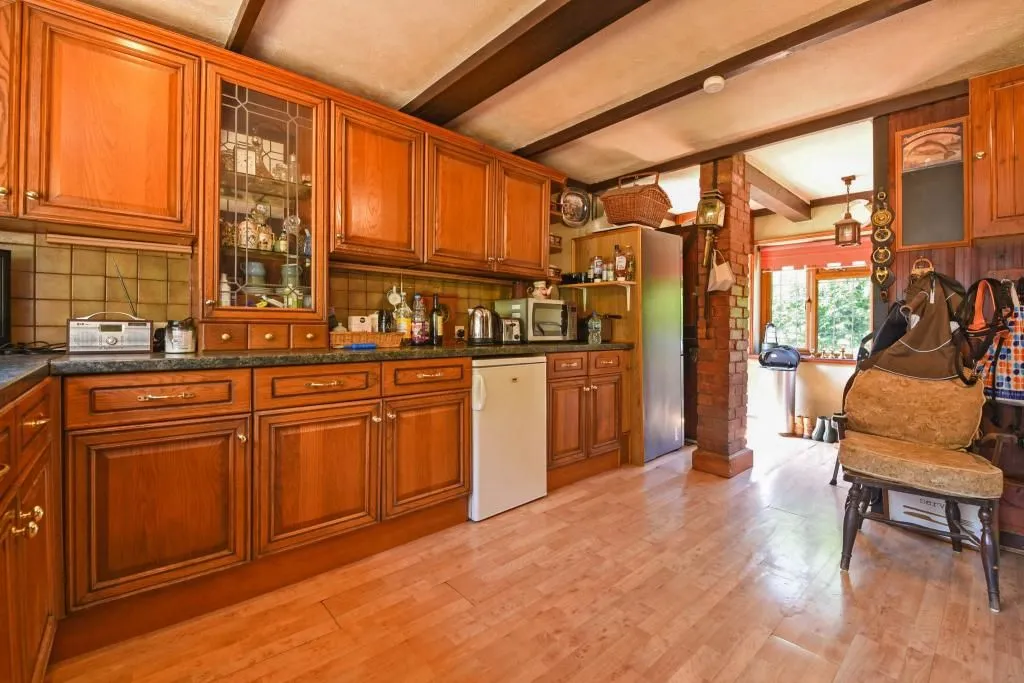 Slade Hill, Woolton Hill, NEWBURY, Berkshire, RG20 9TN - Online Auctions