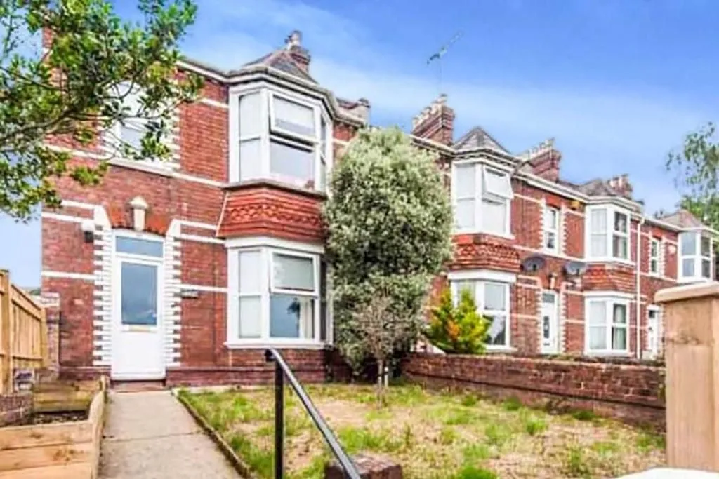 EXETER, Devon, EX4 2BT - Online Auctions