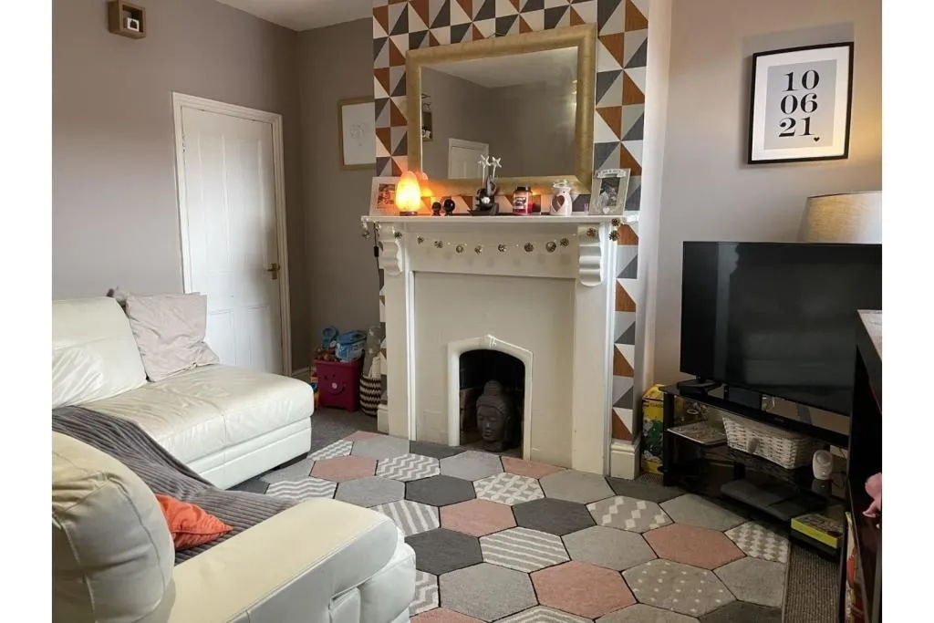 Shepshed, Loughborough, Leicestershire, LE12 9AE - Online Auctions