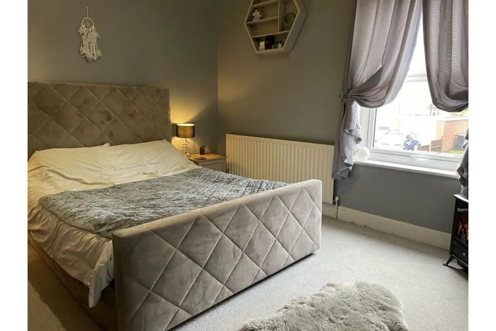 Shepshed, Loughborough, Leicestershire, LE12 9AE - Online Auctions