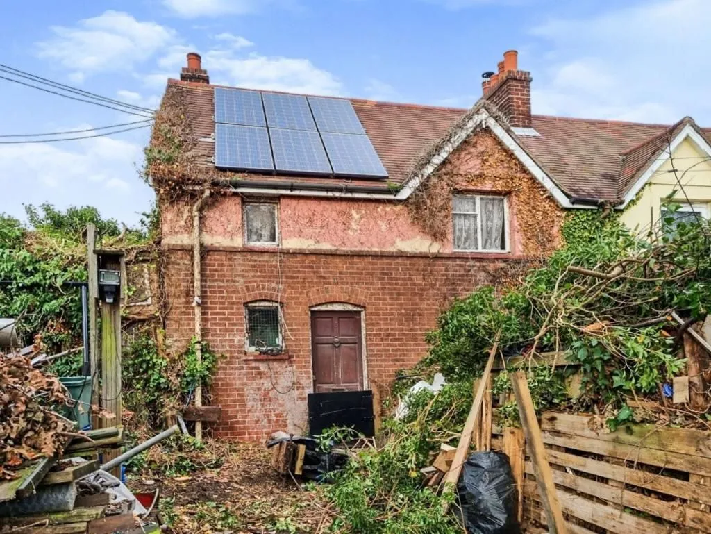 Great Oakley, Harwich, Essex, CO12 5BE - Online Auctions