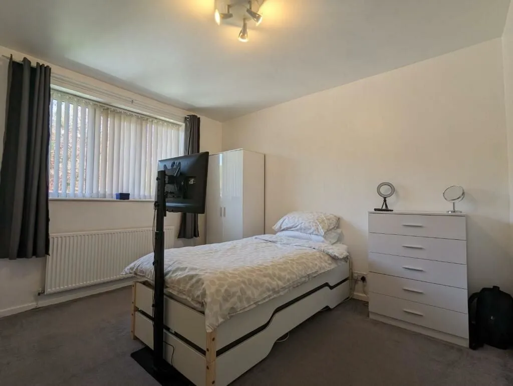 Salford, Lancashire, M3 6BE - Online Auctions
