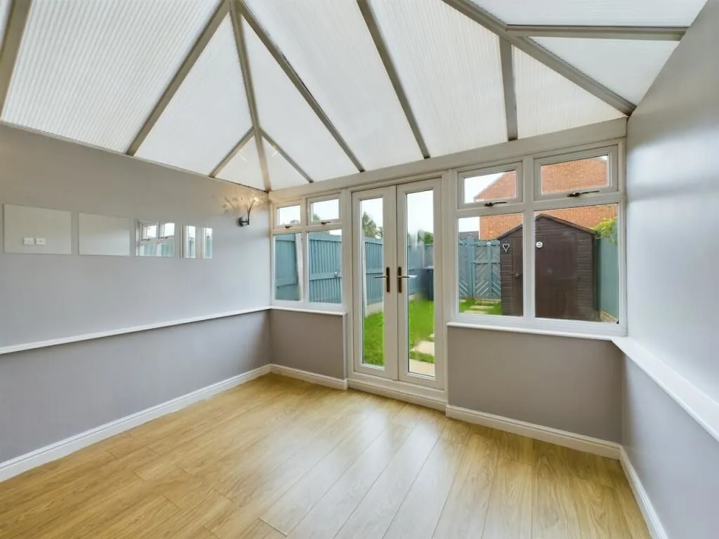 Edlington, Doncaster, South Yorkshire, DN12 1QP - Online Auctions