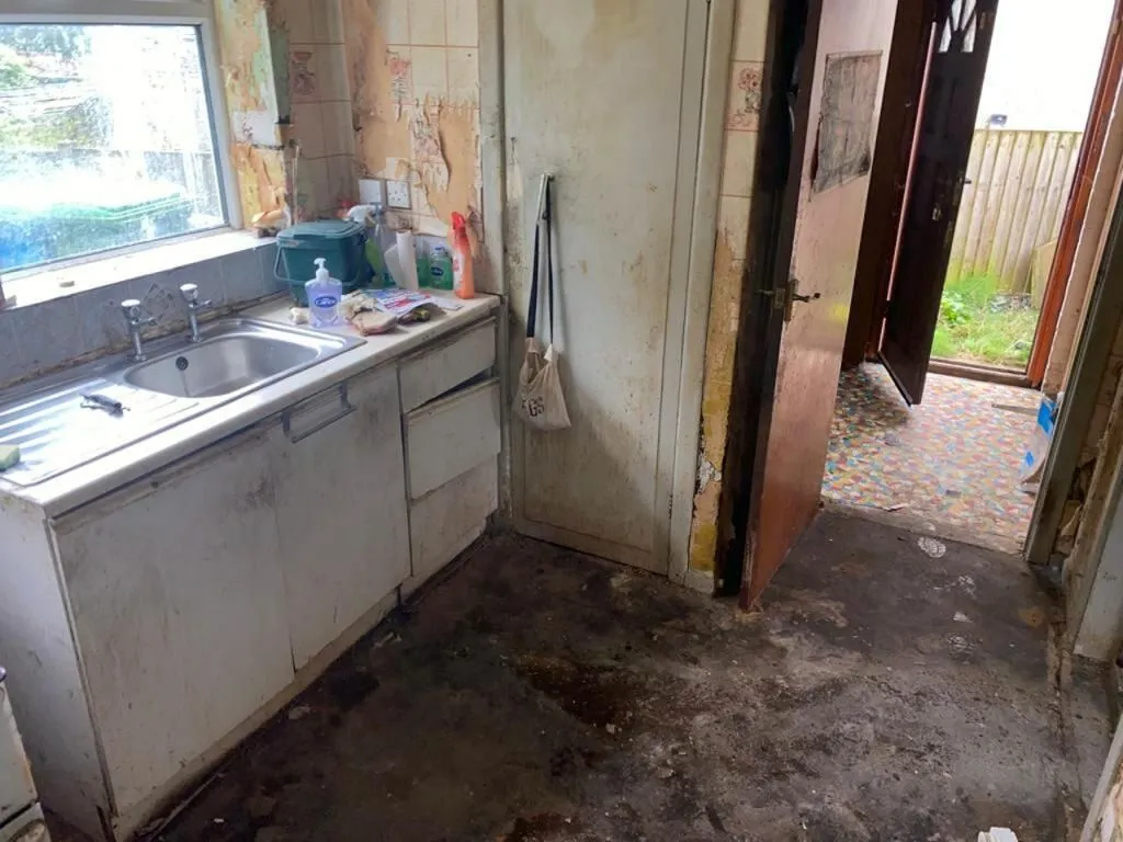 Oldham, Lancashire, OL8 3LH - Online Auctions