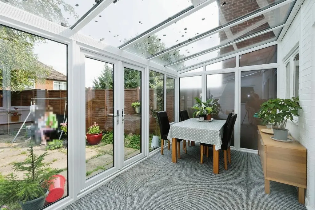 Basingstoke, Hampshire, RG22 4YB - Online Auctions