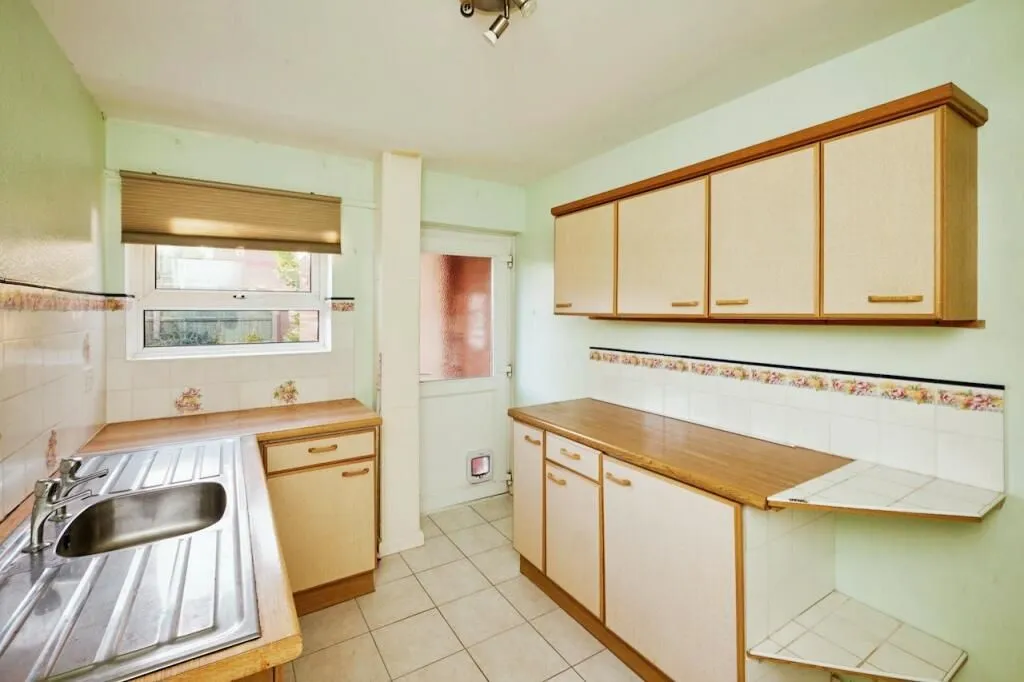 Birmingham, West Midlands, B24 0TN - Online Auctions