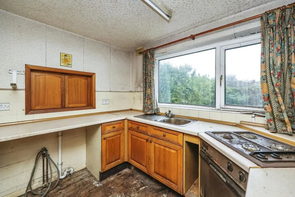 Long Eaton, Nottingham, Nottinghamshire, NG10 3AP - Online Auctions
