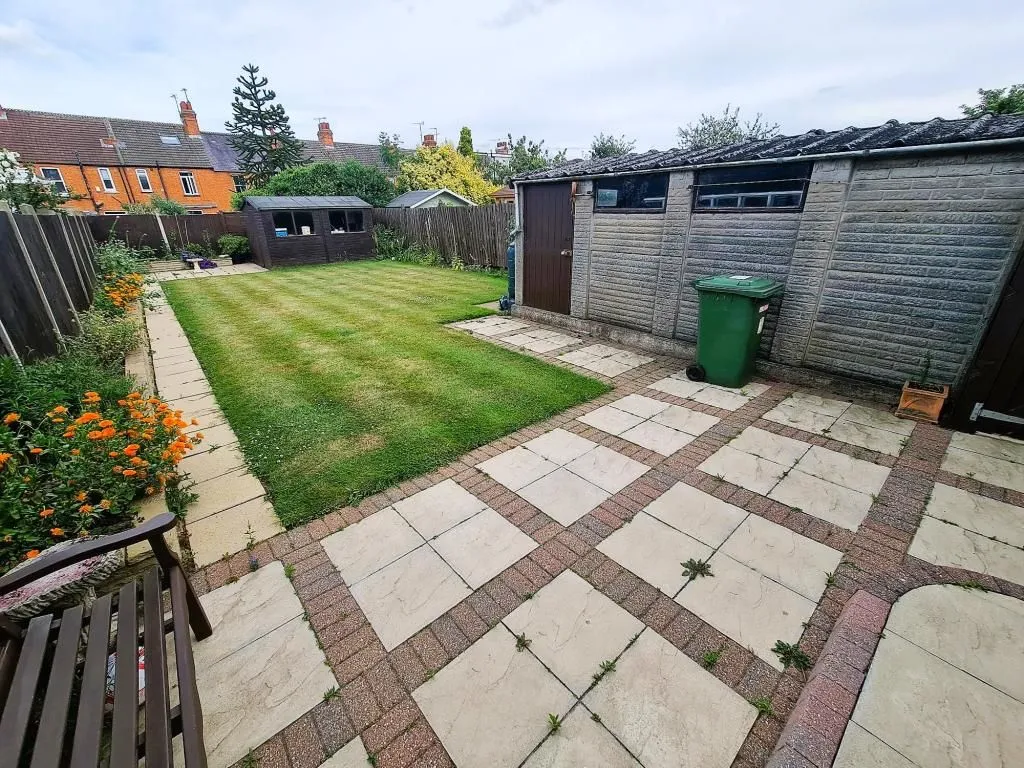 Bletchley, Milton Keynes, Buckinghamshire, MK2 2LT - Online Properties