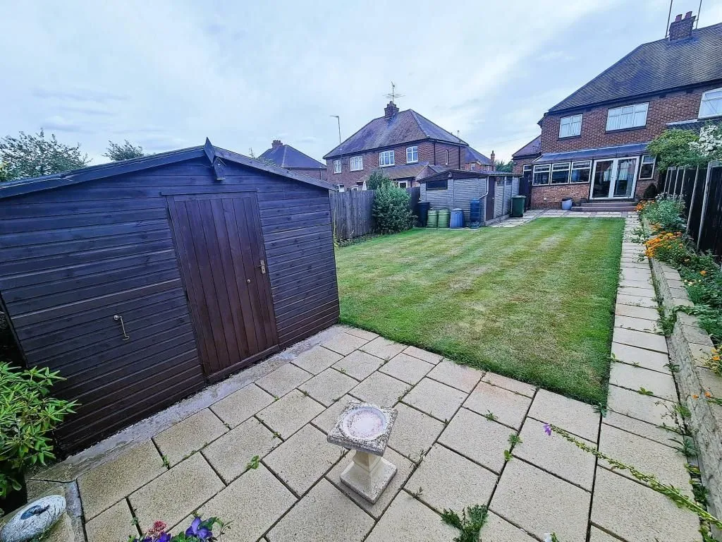 Bletchley, Milton Keynes, Buckinghamshire, MK2 2LT - Online Properties