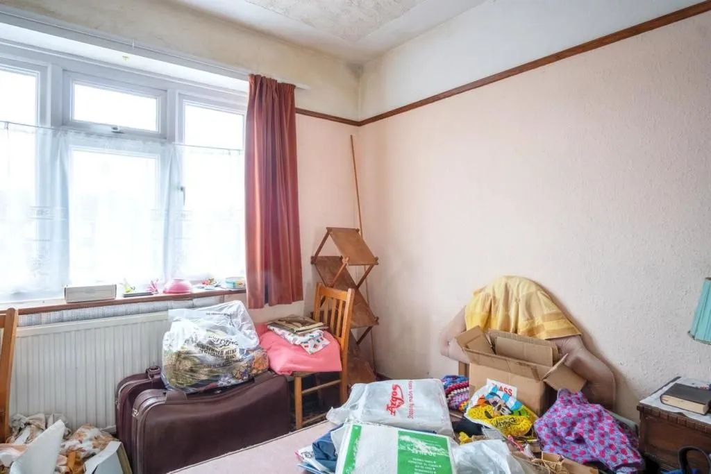 Worthing, West Sussex, BN11 2PH - Online Auctions