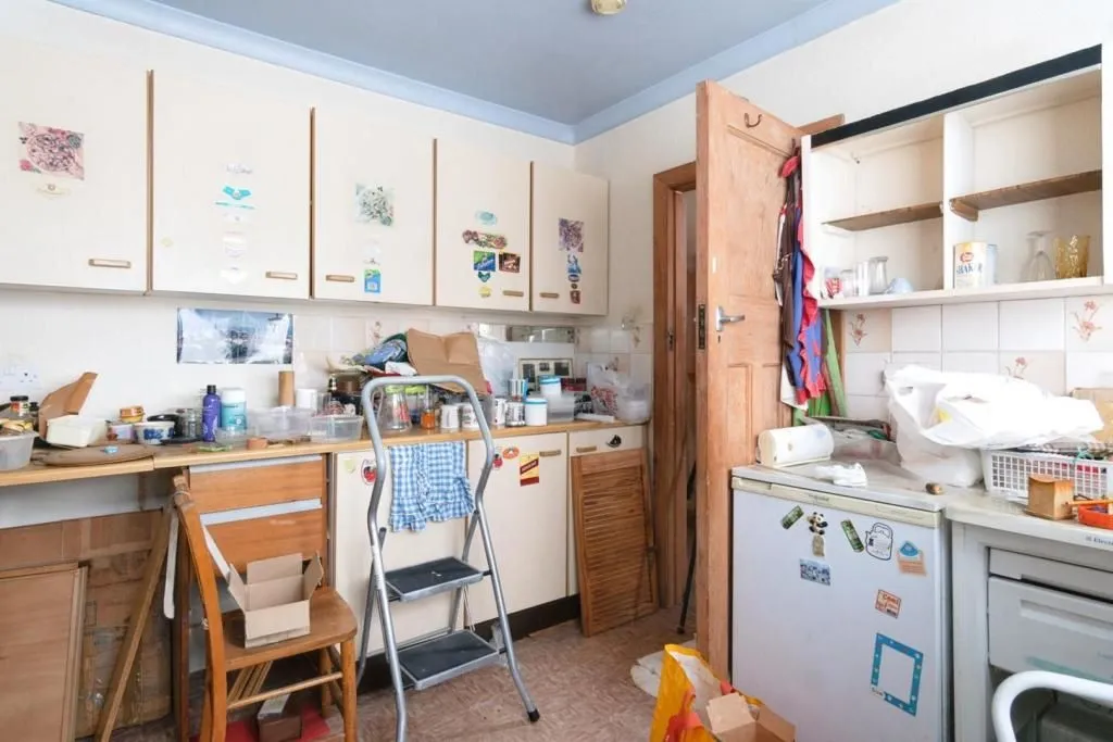 Worthing, West Sussex, BN11 2PH - Online Auctions