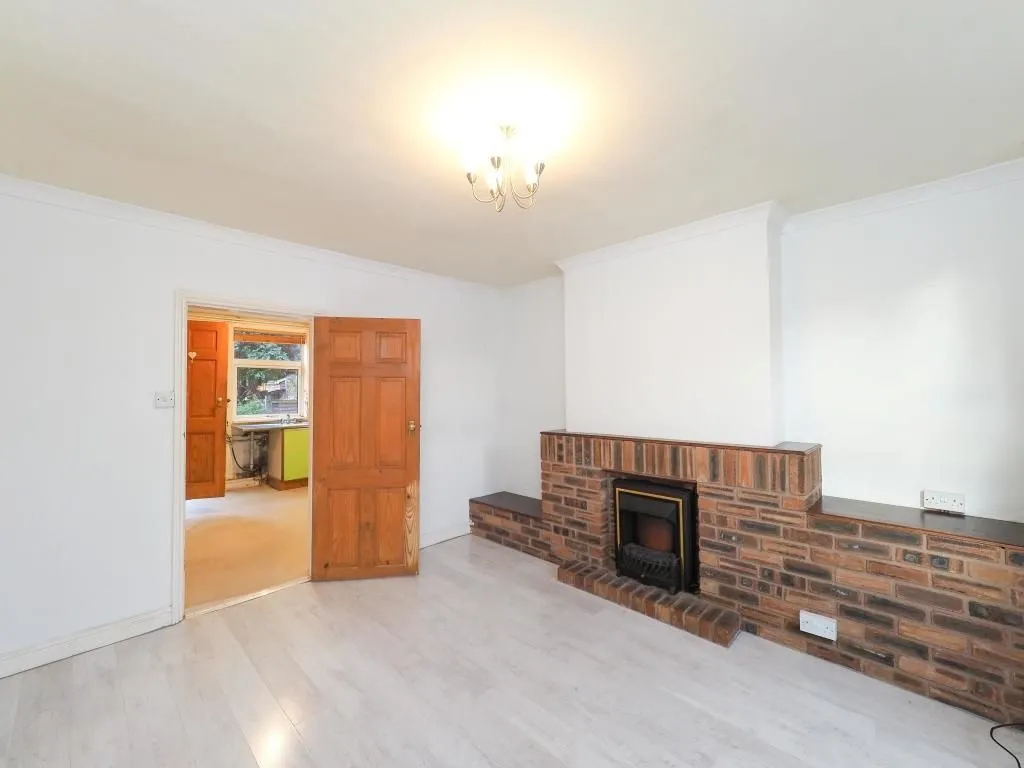 Kegworth, Derby, Derbyshire, DE74 2DH - Online Auctions