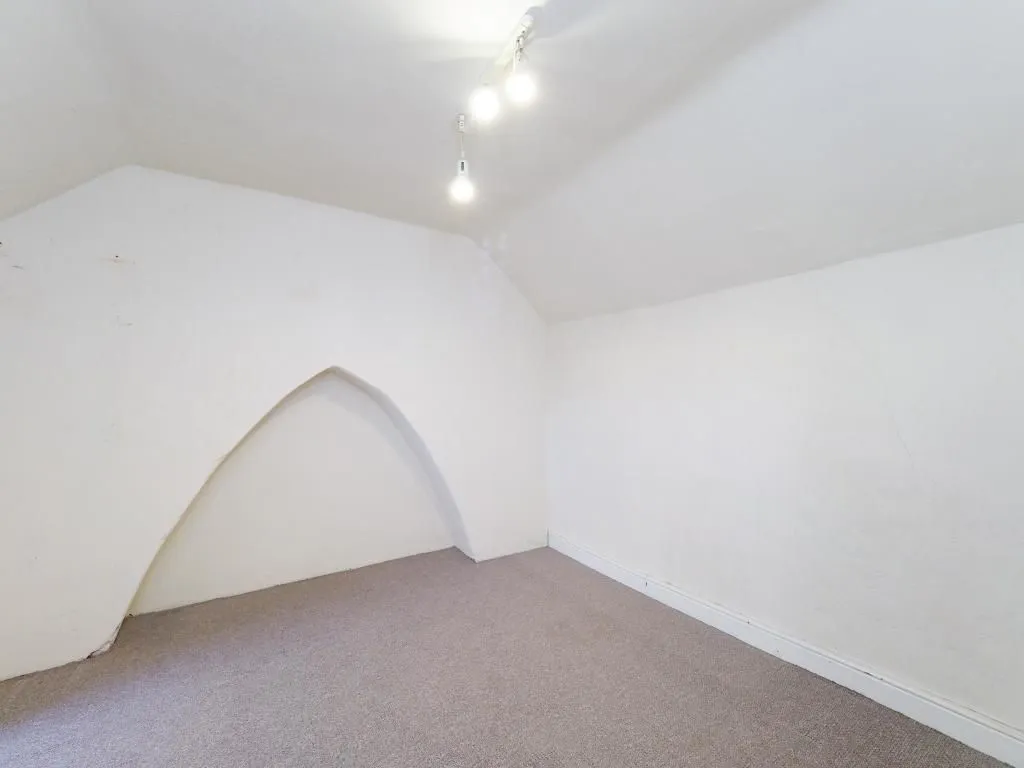 Kegworth, Derby, Derbyshire, DE74 2DH - Online Auctions