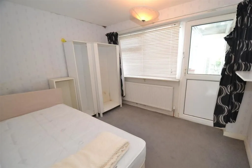 Wilsden, BRADFORD, West Yorkshire, BD15 0LX - Online Auctions