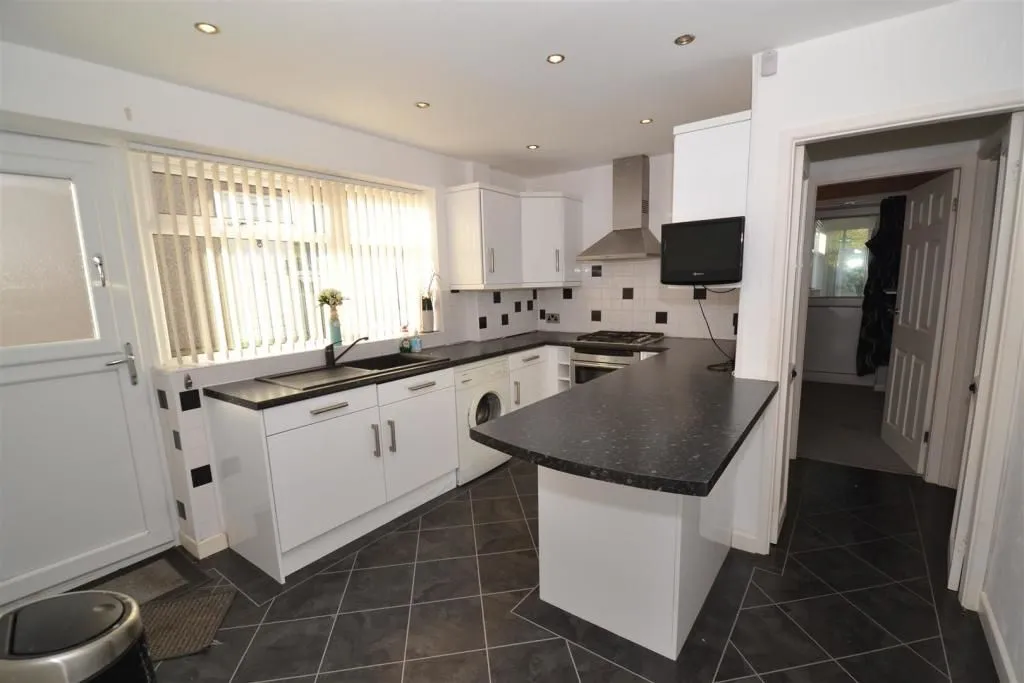 Wilsden, BRADFORD, West Yorkshire, BD15 0LX - Online Auctions