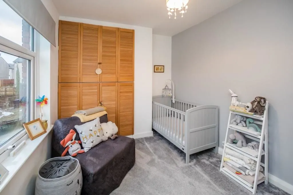 Cowlersley Lane, Huddersfield, West Yorkshire, HD4 5UE - Online Auctions