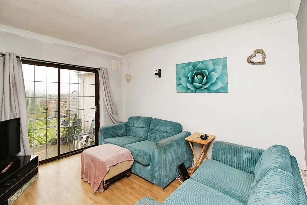 Sompting, Lancing, West Sussex, BN15 0LP - Online Auctions