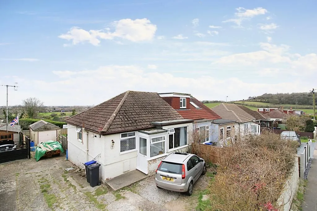 Sompting, Lancing, West Sussex, BN15 0LP - Online Auctions
