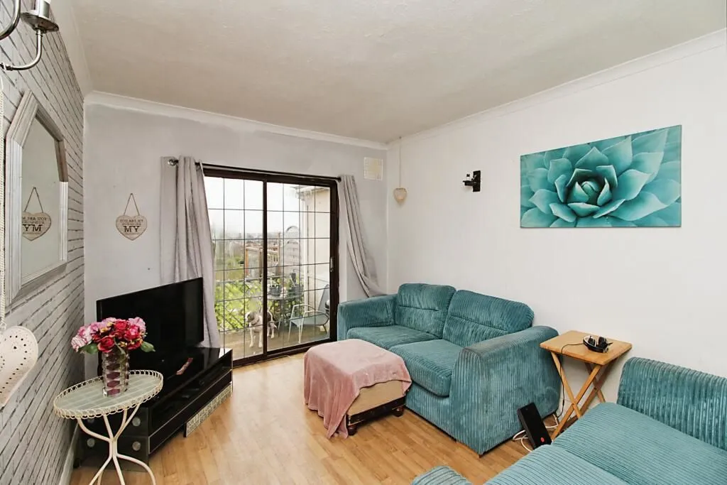 Sompting, Lancing, West Sussex, BN15 0LP - Online Auctions