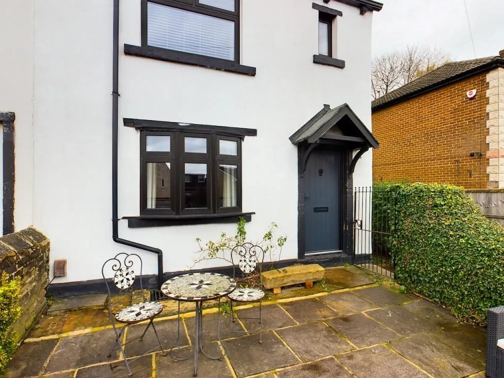 Pudsey, West Yorkshire, LS28 7NT - Online Auctions