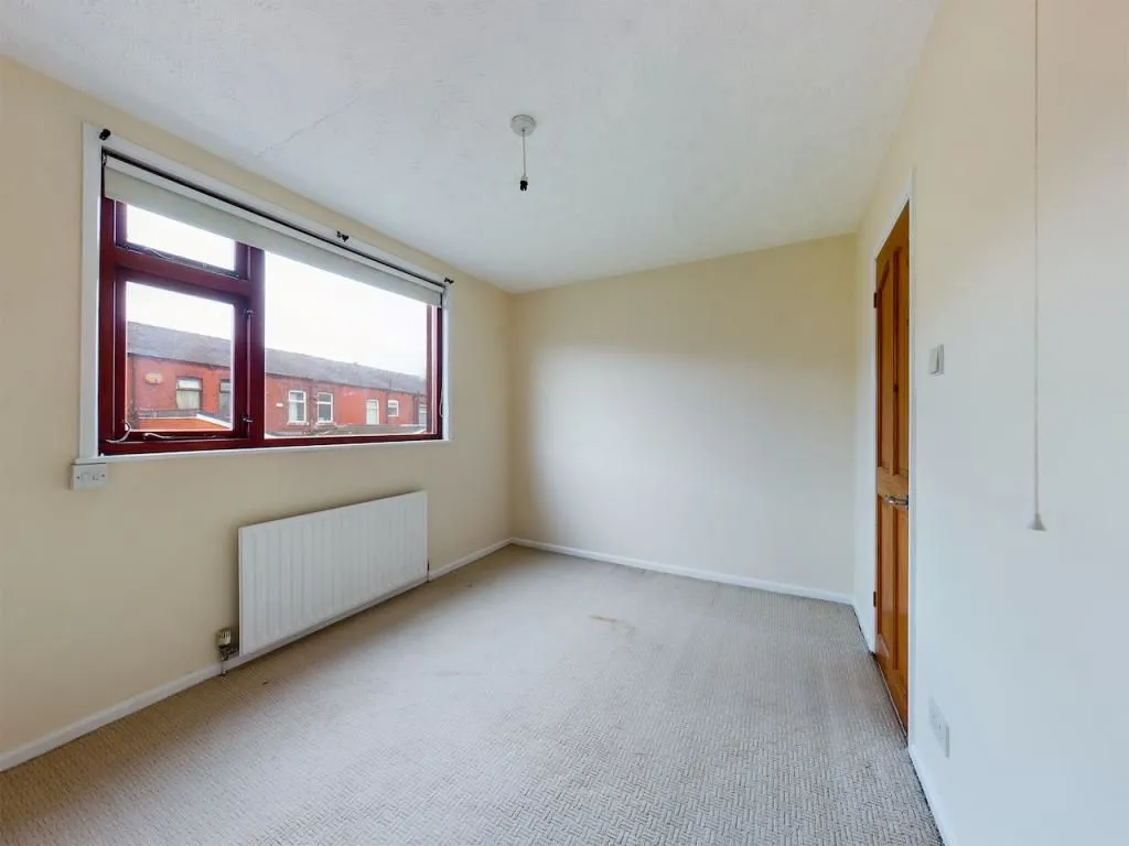 Bolton, Lancashire, BL1 4RT - Online Auctions