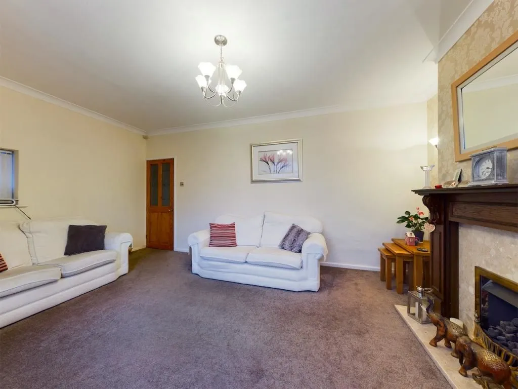 Bolton, Lancashire, BL1 4RT - Online Auctions