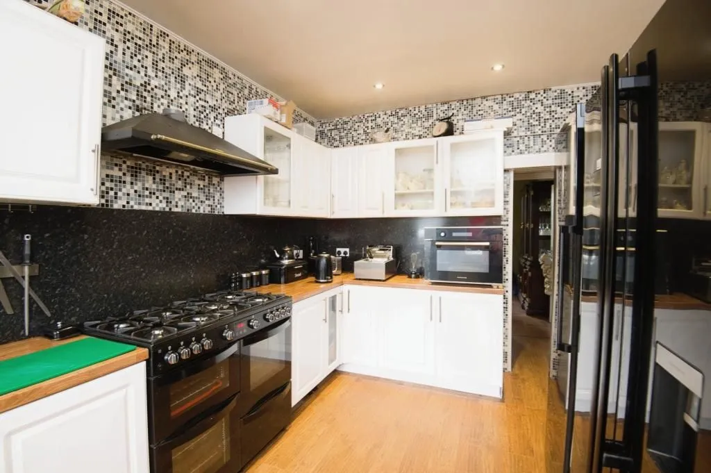 Watling Street, Dordon, Tamworth, Staffordshire, B78 1TB - Online Auctions