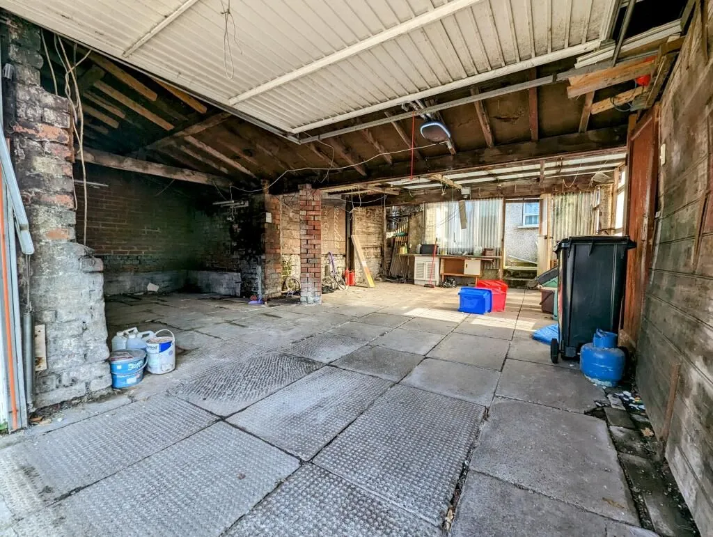 Bristol, Avon, BS2 9YU - Online Properties