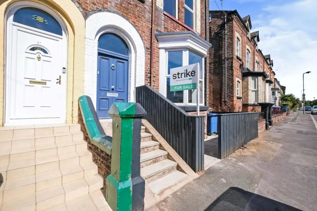Liverpool, Merseyside, L13 7DG - Online Auctions